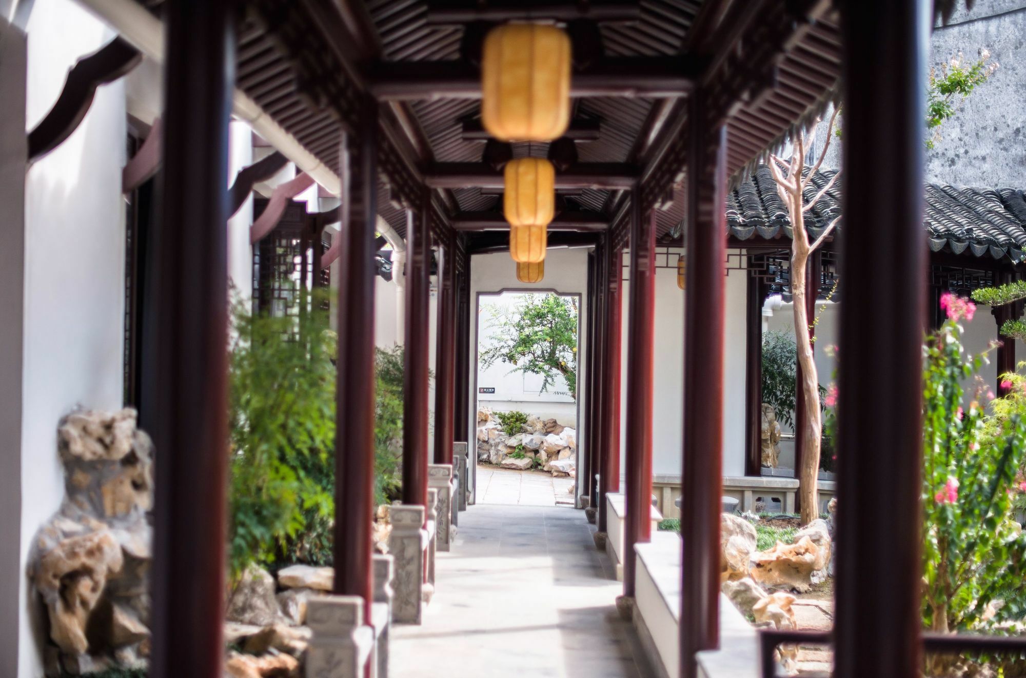 Yiyuan Garden Hotel 3*
